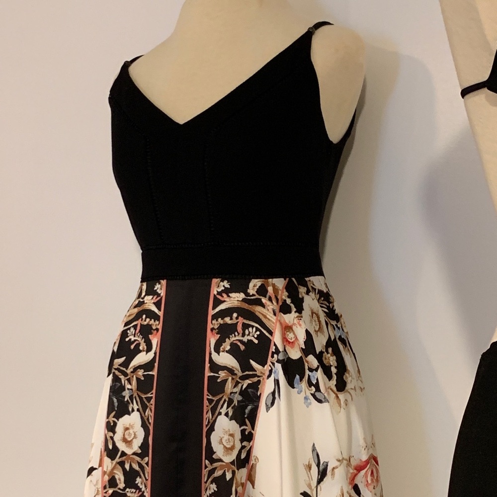 NWOT WHBM Print Scarf handkerchief Dress.